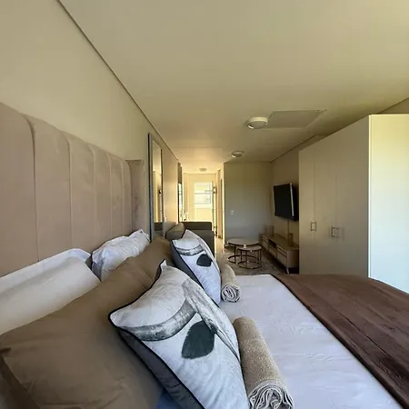 Umhlanga Millenial Deluxe Apartment Durban Exterior photo