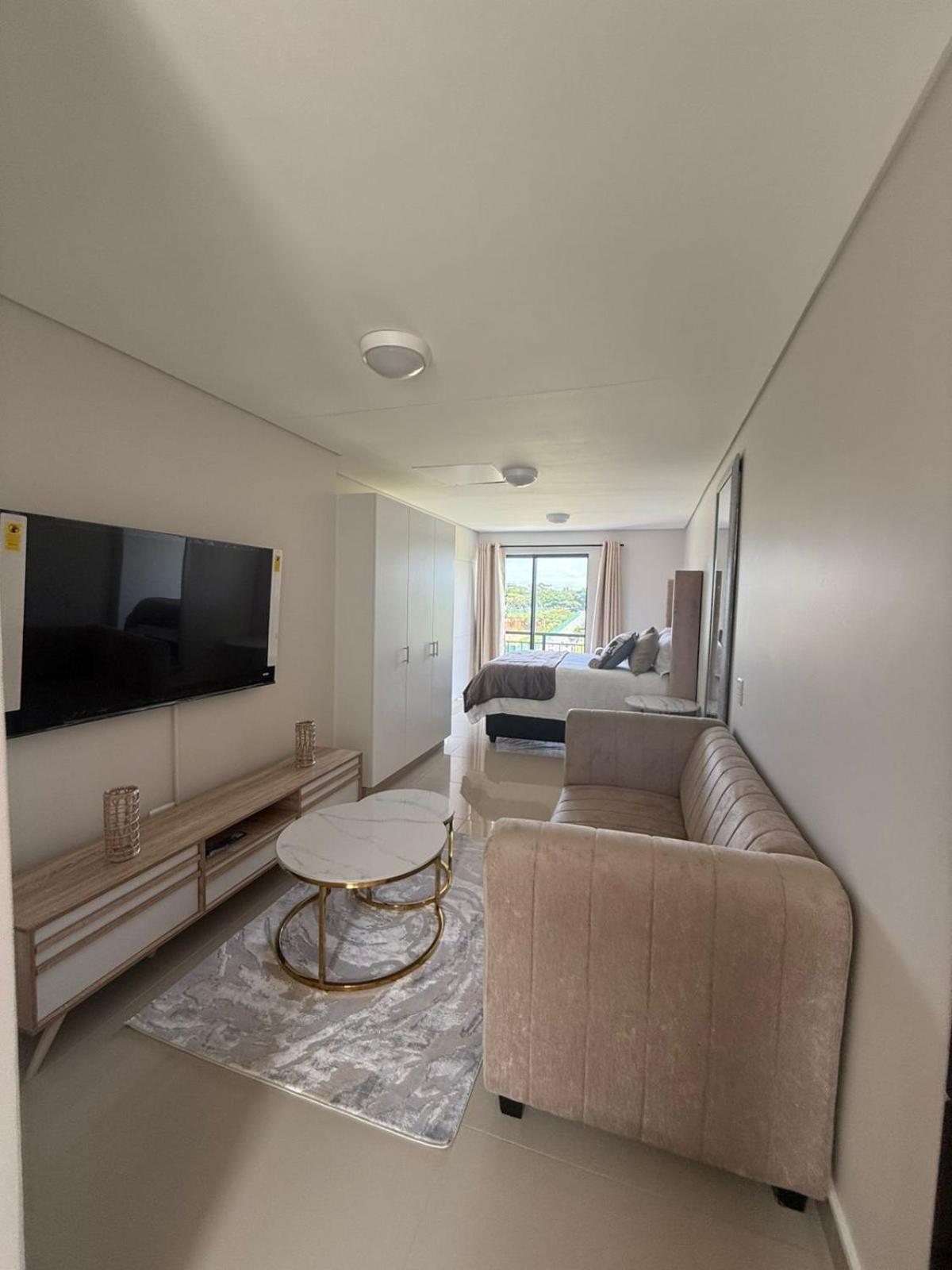 Apartment Umhlanga Millenial Deluxe Durban